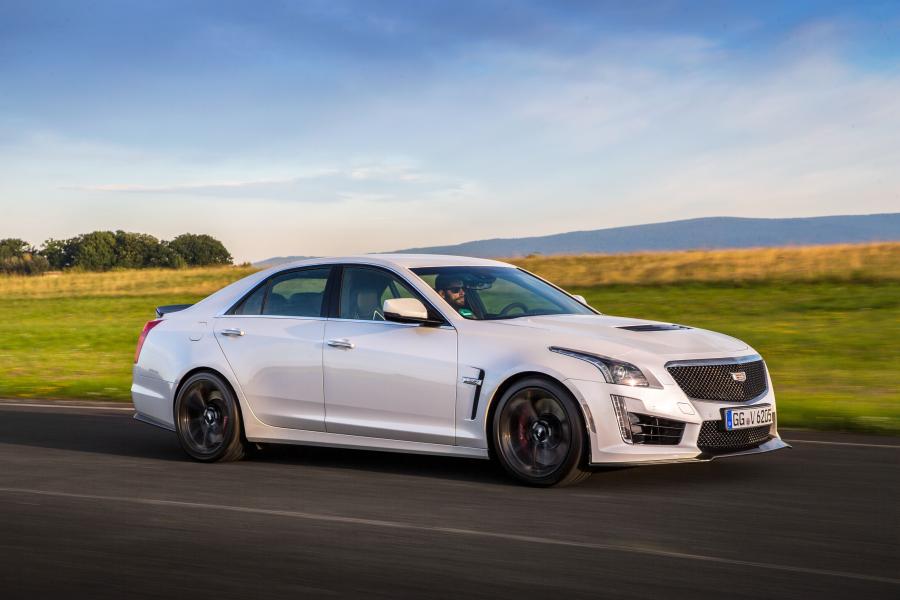  Cadillac CTS-V Carbon Black Edition 2017 года  (WW) (фото 3 из 24)